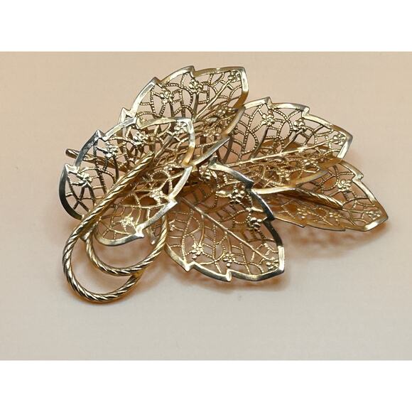 Vtg. Judy Lee Large Filigree Leaf Pin Statement Brooch - Picture 1 of 3